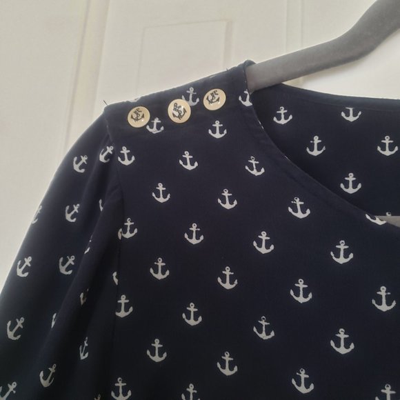 J Crew 100% Silk Nautical Blouse - Size 12 - Navy w/ Anchor Print - Picture 5 of 13